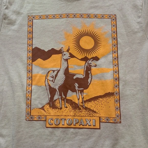 Cotopaxi graphic tee t-shirt alpaca llama women’s size small - Picture 2 of 7